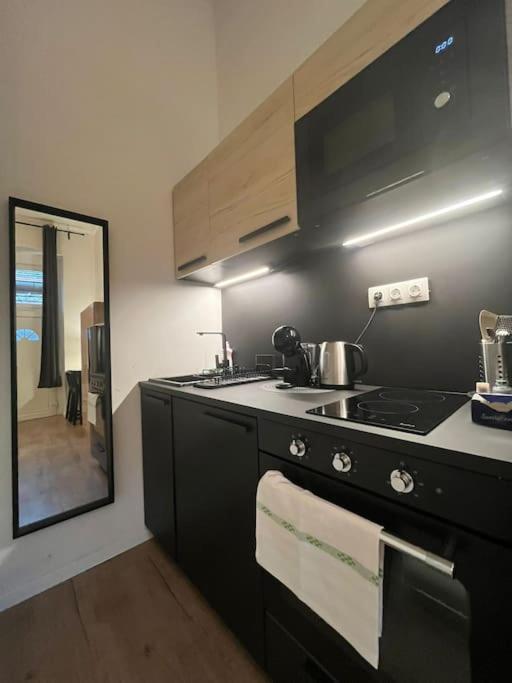 Charming Studio In The City Centre Budapest Exterior photo